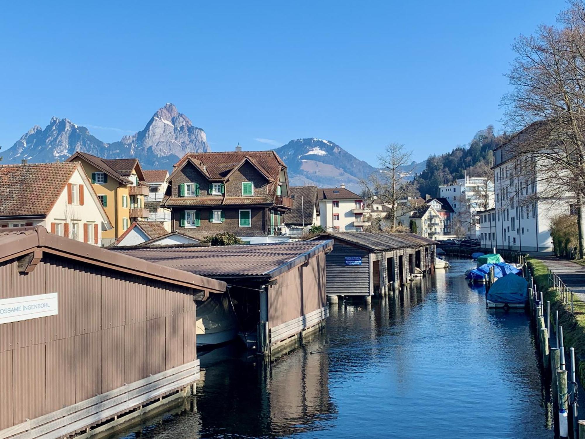 Luna O Mountainview O Pizzaoven Brunnen Exterior photo