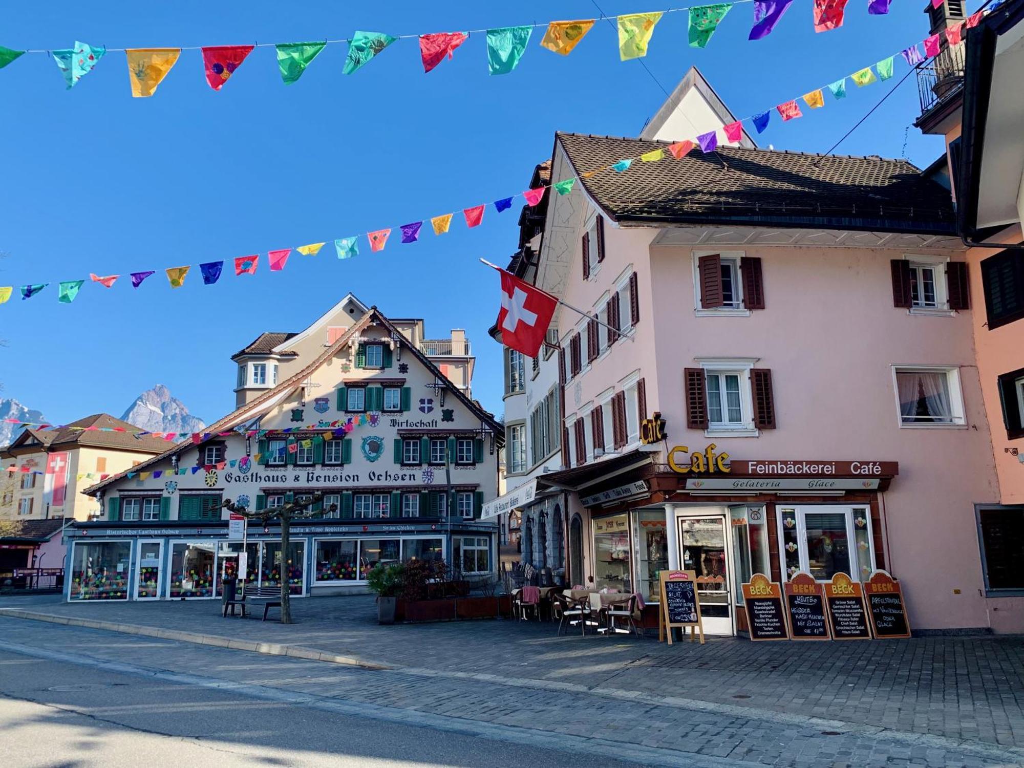 Luna O Mountainview O Pizzaoven Brunnen Exterior photo